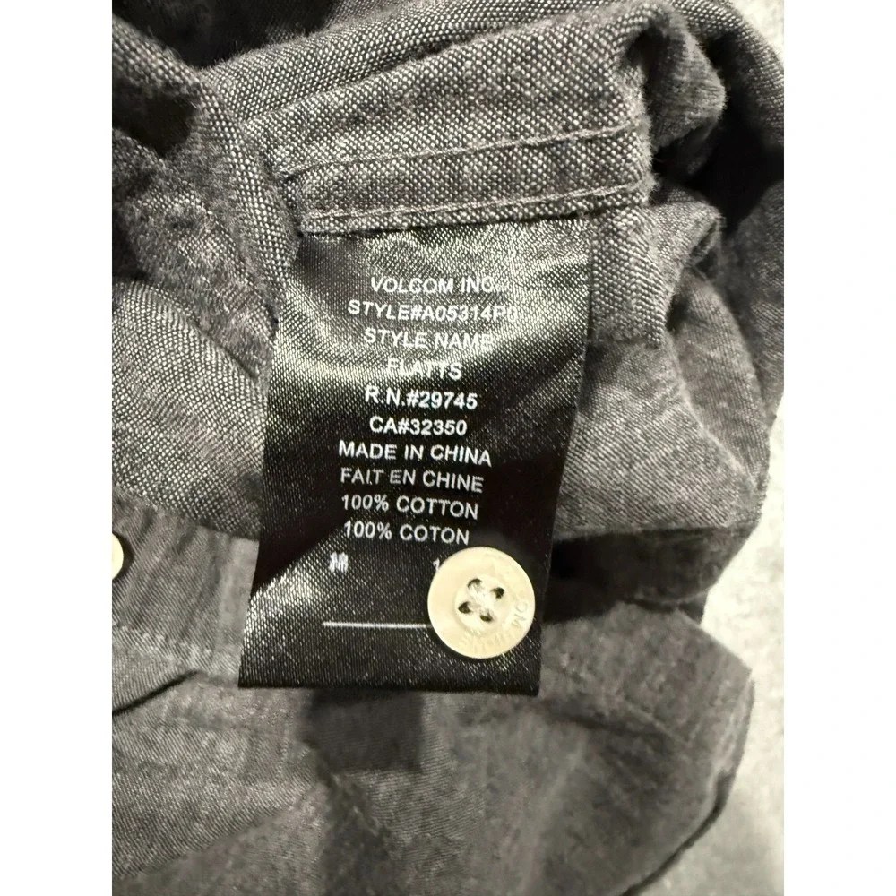 Volcom | Mens Dark Gray Casual Button Down Shirt - L - Picture 8 of 10